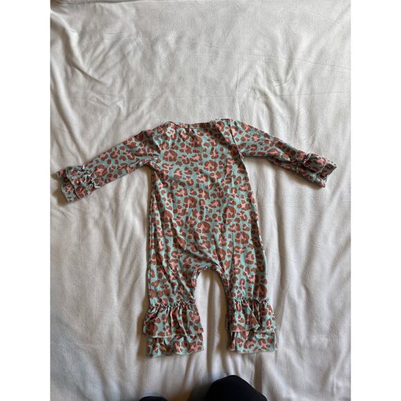 Leopard Print Dolly Parton Ruffle Jumpsuit 12-18mo - Picture 4 of 4